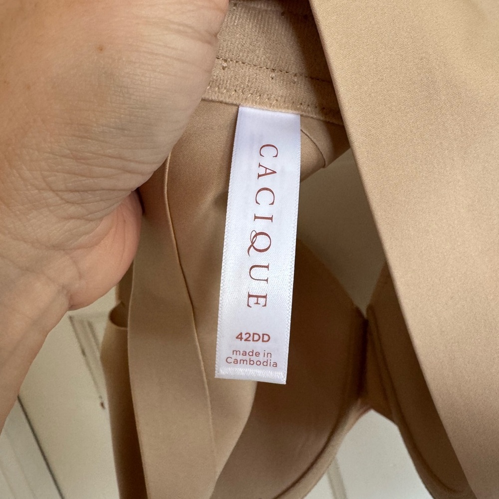 Cacique nude lightly lined full coverage bra size 42DD - Picture 6 of 8
